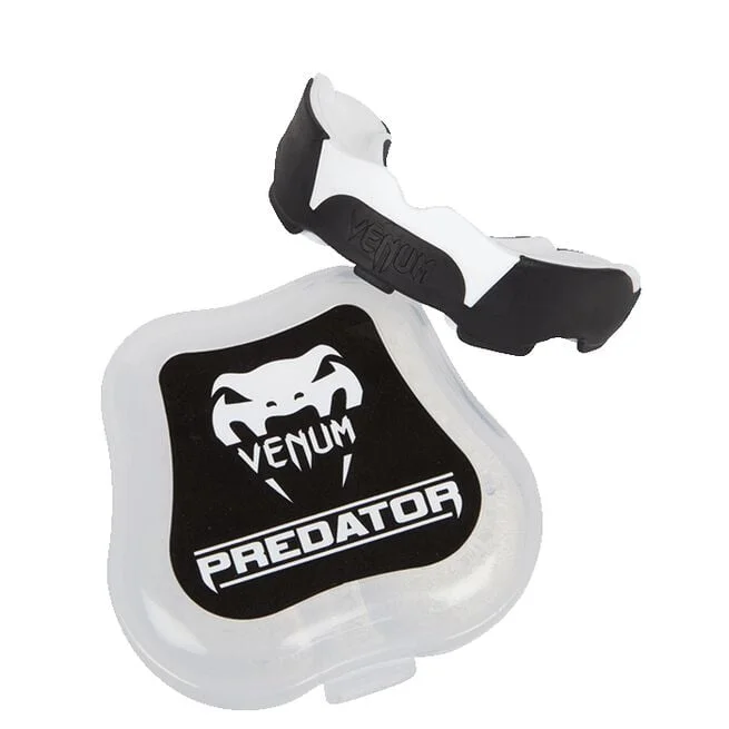 Каппа Predator Черный/Белый