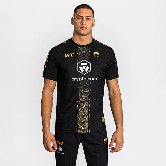 Рубашка UFC Zenith by Venum Fight Night, черная, золотистая